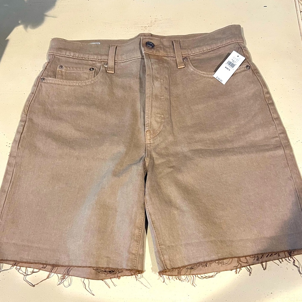 NWT GAP Cheeky Midi Denim Short High Rise